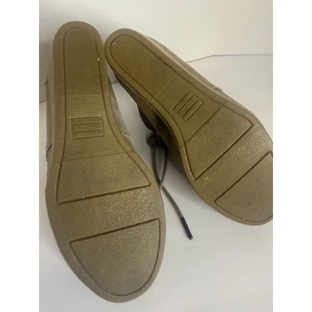 Toms taupe suede